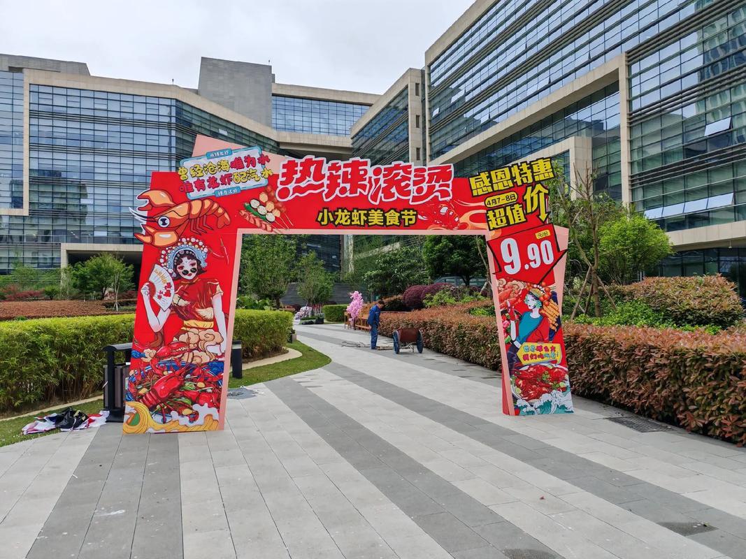 桁架舞台搭建全指南 从背景设计到安全落地